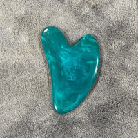 Gua Sha Facial Massage Tool — Sculpt & Lift